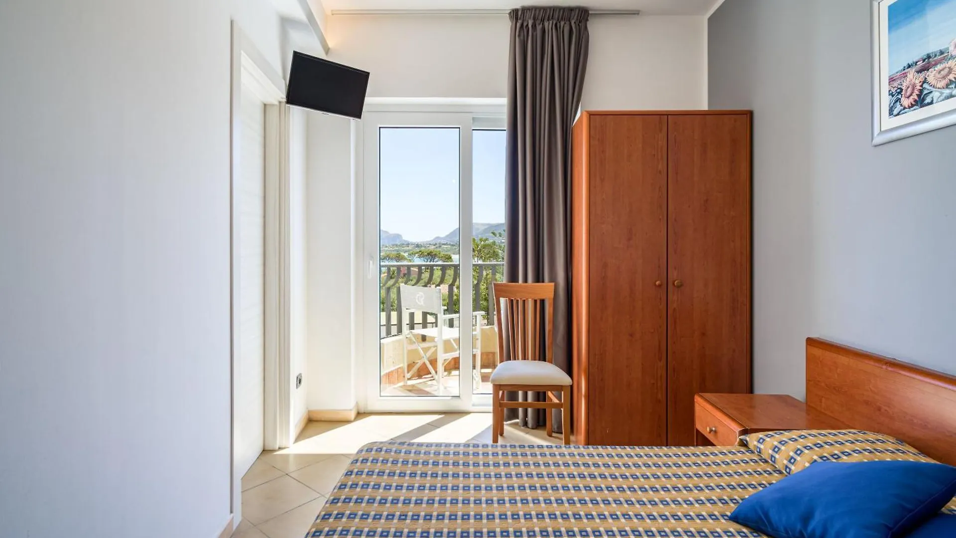 Carlton Hotel Riviera Cefalu 4*,